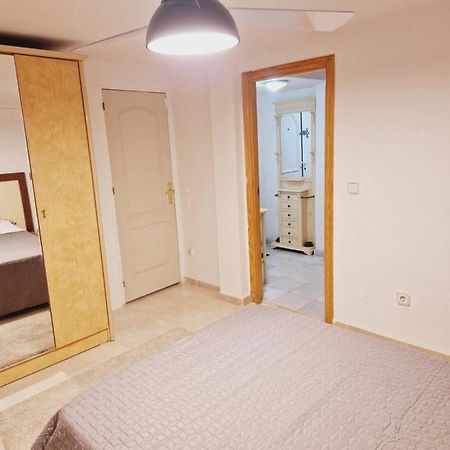 Magnifico Chalet Adosado En Torrevieja, Alicante. Eksteriør bilde