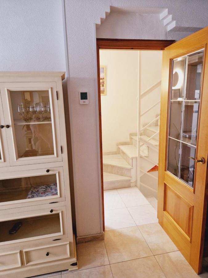 Magnifico Chalet Adosado En Torrevieja, Alicante. Eksteriør bilde