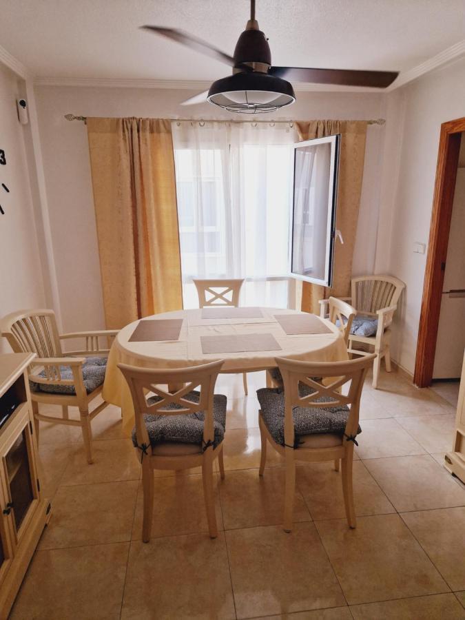 Magnifico Chalet Adosado En Torrevieja, Alicante. Eksteriør bilde