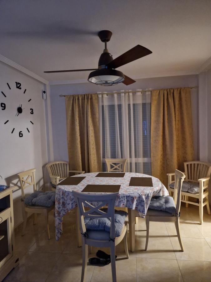 Magnifico Chalet Adosado En Torrevieja, Alicante. Eksteriør bilde